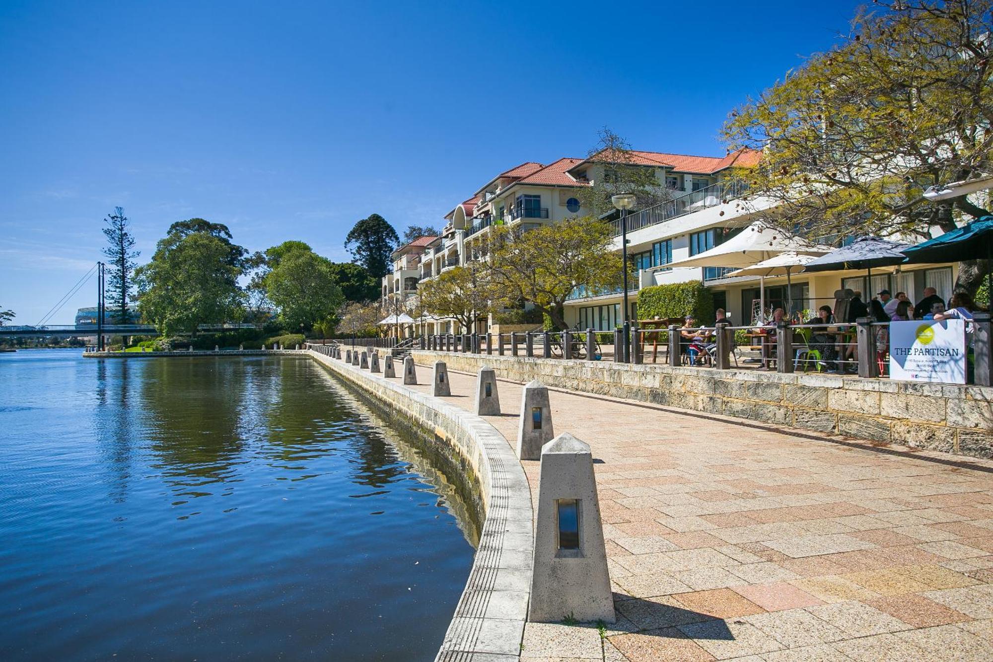 Roya6320 - Royal Respite Perth